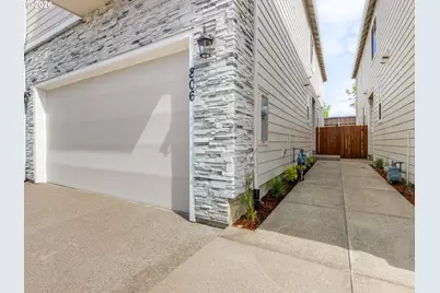 806 NW 178th Way, Ridgefield, WA 98642 - Photo 2