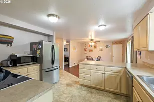 220 Wells Rd, Oakland, OR 97462 - Photo 20