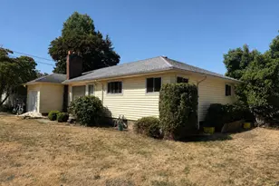 3015 SE 143rd Ave, Portland, OR 97236 - Photo 2