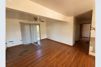 3015 SE 143rd Ave, Portland, OR 97236 - Photo 8