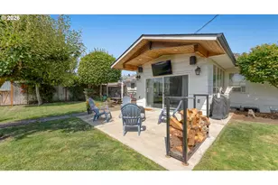 1110 W Oak St, Lebanon, OR 97355 - Photo 6