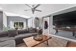 1110 W Oak St, Lebanon, OR 97355 - Photo 12