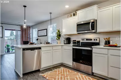 10703 NE 121st Ave, Vancouver, WA 98662 - Photo 4