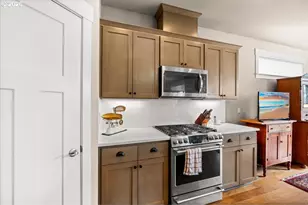 1960 Silverstone Dr, Forest Grove, OR 97116 - Photo 8