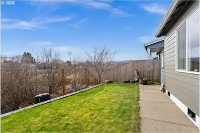 1960 Silverstone Dr, Forest Grove, OR 97116 - Photo 38