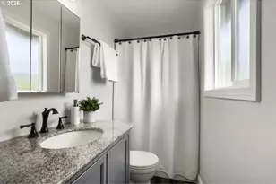 854 NE 16th Ave, Canby, OR 97013 - Photo 14