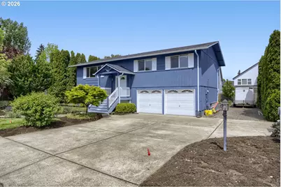 854 NE 16th Ave, Canby, OR 97013 - Photo 2