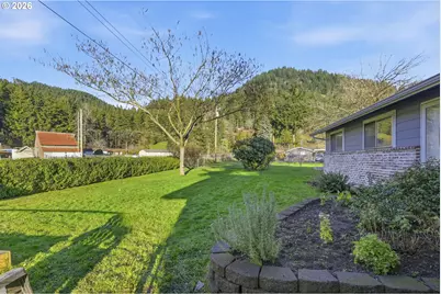 34792 Row River Rd, Cottage Grove, OR 97424 - Photo 46