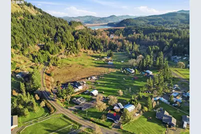 34792 Row River Rd, Cottage Grove, OR 97424 - Photo 2