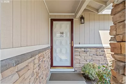 14859 NE Thompson St, Portland, OR 97230 - Photo 2