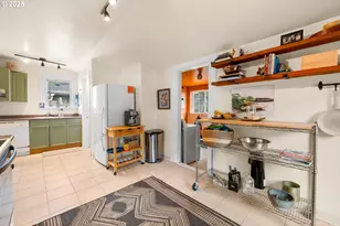 128 NE 74th Ave, Portland, OR 97213 - Photo 16