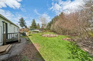 609 NE South Shore Rd, Portland, OR 97211 - Photo 36