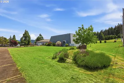 552 Holbrook Ln, Creswell, OR 97426 - Photo 4