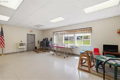 552 Holbrook Ln, Creswell, OR 97426 - Photo 18