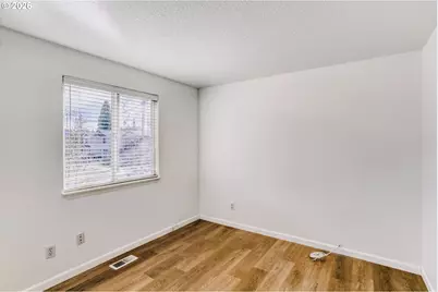 17888 SW Robert Ln, Beaverton, OR 97078 - Photo 18