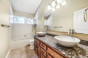 14232 Meadow Grass St, Lake Oswego, OR 97035 - Photo 24