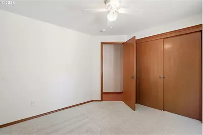 15014 SE Meadow Park Dr, Vancouver, WA 98683 - Photo 16