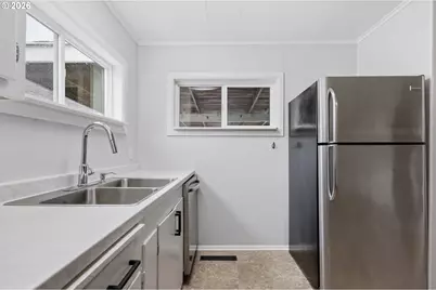 950 Williams St, Eugene, OR 97402 - Photo 10