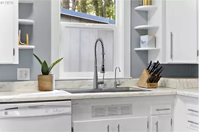 6832 Macleay Rd SE, Salem, OR 97317 - Photo 14