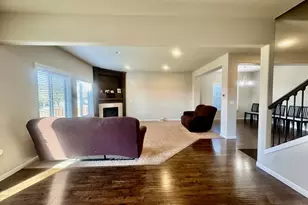 277 SW Mount Rainier St, McMinnville, OR 97128 - Photo 12