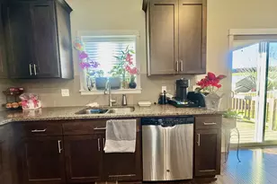 277 SW Mount Rainier St, McMinnville, OR 97128 - Photo 16