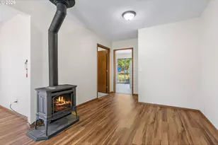 210 W Franklin St, Bingen, WA 98605 - Photo 12