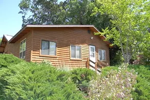 210 W Franklin St, Bingen, WA 98605 - Photo 1