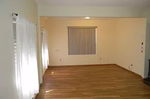 210 W Franklin St, Bingen, WA 98605 - Photo 6