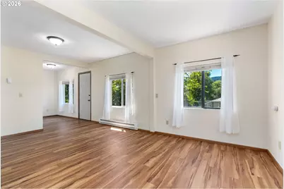 210 W Franklin St, Bingen, WA 98605 - Photo 10