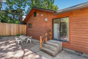 210 W Franklin St, Bingen, WA 98605 - Photo 4