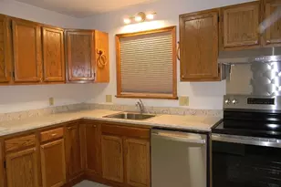 210 W Franklin St, Bingen, WA 98605 - Photo 10