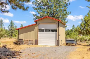19723 Buck Canyon Rd, Bend, OR 97702 - Photo 36