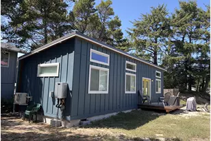 4570 Heceta St, Florence, OR 97439 - Photo 4