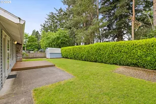 701 SW Linneman Ct, Gresham, OR 97030 - Photo 24
