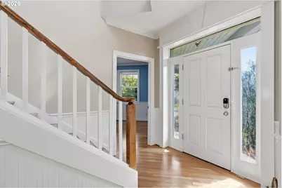 5308 Southwood Dr, Lake Oswego, OR 97035 - Photo 6