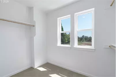 195 SE Acacia Dr, Gresham, OR 97080 - Photo 28