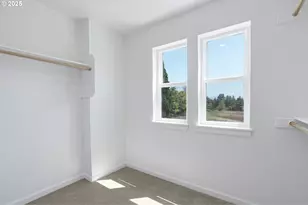 195 SE Acacia Dr, Gresham, OR 97080 - Photo 28