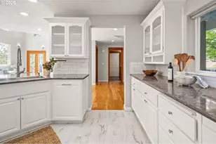 2262 Todd St, Eugene, OR 97405 - Photo 12