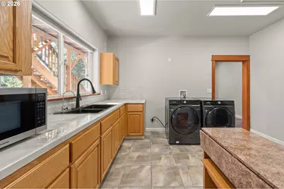 2262 Todd St, Eugene, OR 97405 - Photo 34