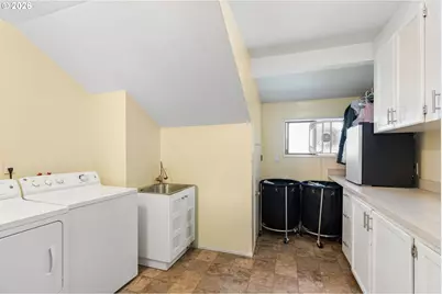 1122 SE 1st St, Winlock, WA 98596 - Photo 32