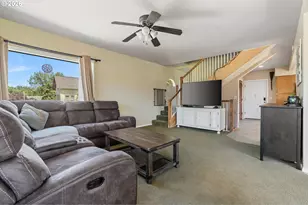 1122 SE 1st St, Winlock, WA 98596 - Photo 10
