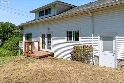 1122 SE 1st St, Winlock, WA 98596 - Photo 16