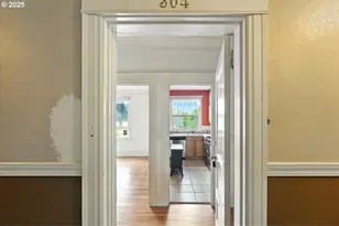 2109 NW Irving St, Portland, OR 97210 - Photo 24