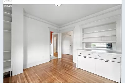 2109 NW Irving St #304, Portland, OR 97210 - Photo 12