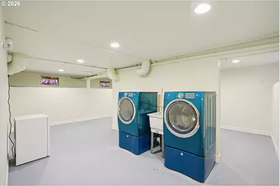 7108 NE Going St, Portland, OR 97218 - Photo 24