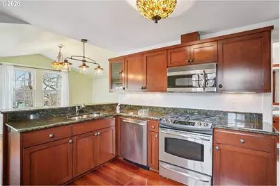 7108 NE Going St, Portland, OR 97218 - Photo 32