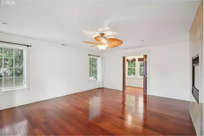 7108 NE Going St, Portland, OR 97218 - Photo 16