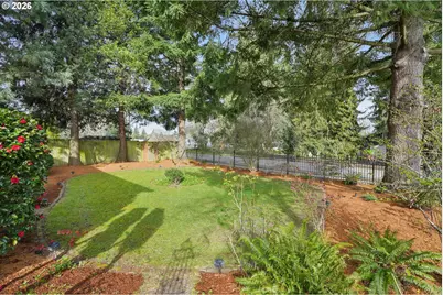 7108 NE Going St, Portland, OR 97218 - Photo 38