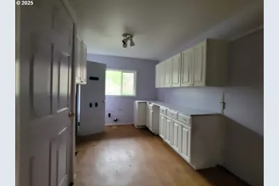 2910 SE Hillyard Rd, Gresham, OR 97080 - Photo 16