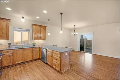 380 NW Reed Ln, Dallas, OR 97338 - Photo 24